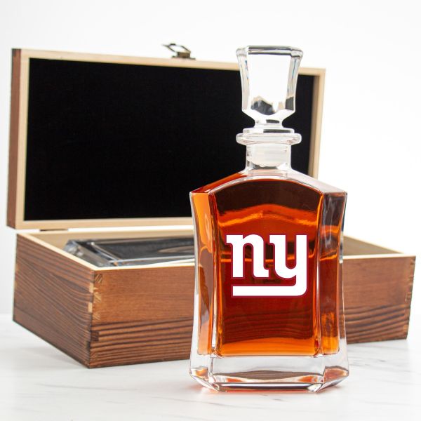 New York Giants – Full Color Team Logo Capital Decanter in Rustic Wood Box