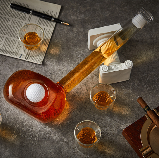 Golf Whiskey Decanter Set with Golf Club Design