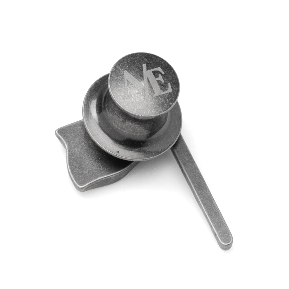 Golf 18th Hole Antique Silver Lapel Pin – Golf Enthusiast Jacket Pin