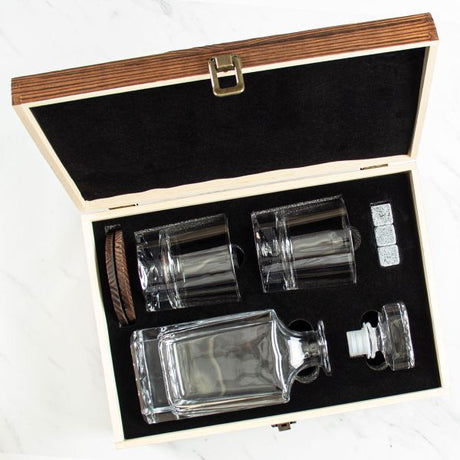 Minnesota Vikings Decanter Gift Set with Wood Gift Box - Football Fanatic Gift Ideas - Classic Personalized Whiskey Decanter Set - Man Cave Gifts - Gifts For Him