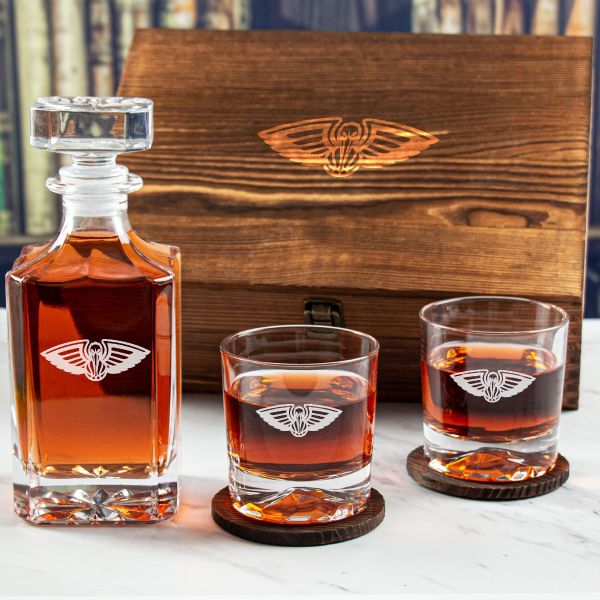 Custom Engraved Pelicans Emblem - Personalized Whiskey Decanter Set In Wood Gift Box