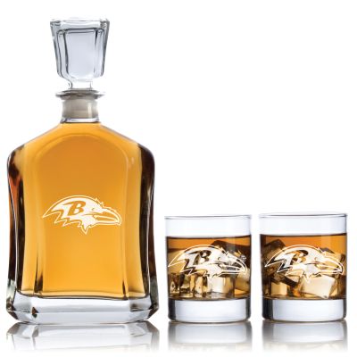 Baltimore Ravens - Football Fanatic Gift Ideas - Custom Personalized Whiskey Decanter Set - Man Cave Gifts - Gifts For Him 