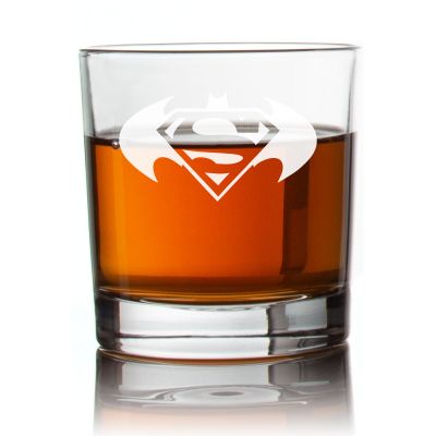 Engraved Batman and Superman Rocks Glass - Personalized Whiskey Glasses - Man Cave Gift Ideas - Gifts For Him - 2pcs