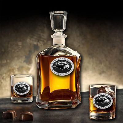 Southern Miss Golden Eagles - Capitol Decanter with 2 Double Old Fashioned Glasses