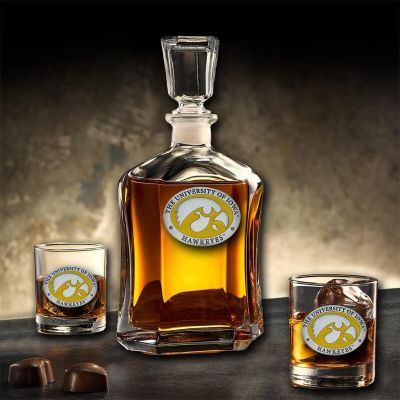 Iowa Hawkeyes  - Capitol Decanter with 2 Double Old Fashioned Glasses in Chest