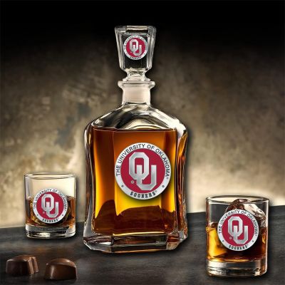 University of Oklahoma Sooners - Capitol Decanter with 2 Double Old Fashioned Glasses in Chest