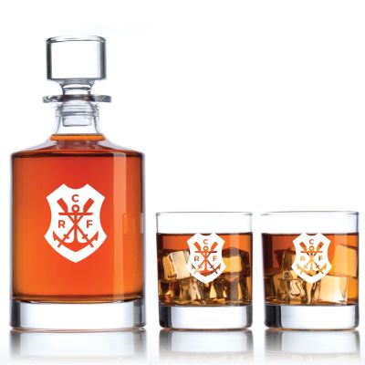 Engraved Clube de Regatas do Flamengo Water Sports Crest - Personalized Bellagio Decanter Set with Old Fashioned Whiskey Glasses