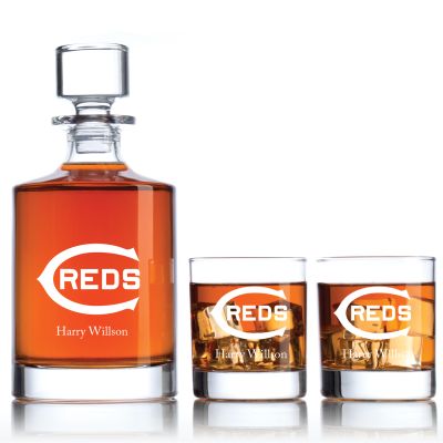 Engraved Cincinnati Reds - Personalized Bellagio Decanter Set with Old Fashioned Whiskey Glasses
