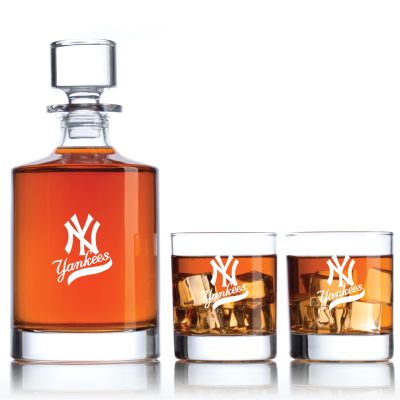 Engraved New York Yankees Logo Personalized Bellagio Decanter Set with Old Fashioned Whiskey Glasses