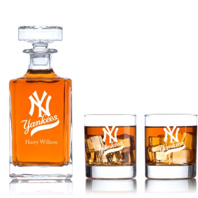 Engraved New York Yankees Logo Personalized Classic Decanter Set with Old Fashioned Whiskey Glasses