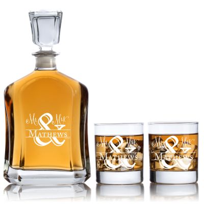 Block Style Ampersand - Mr & Mrs Couples Decanter Set - Wedding Gifts - Custom Personalized Couples Whiskey Decanter Set