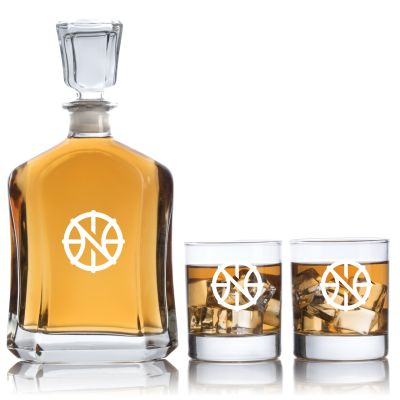 Engraved New Orleans Emblem - Personalized Capitol Decanter Set with Old Fashioned Whiskey Glasses - Basketball Fanatic Gift Ideas - Custom Personalized Whiskey Decanter Set - Man Cave Gifts - Gifts For Him