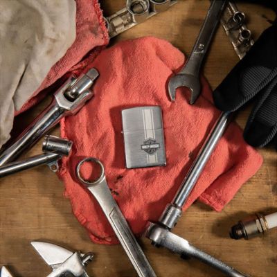 Harley-Davidson Brushed Chrome Lustre - Zippo Lighter