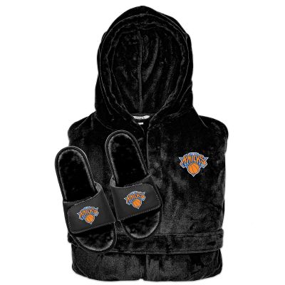 New York Knicks Fur Slide Sandals & Robe Bundle