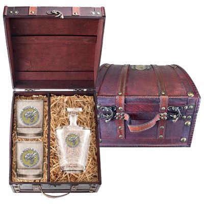 Georgia Tech Yellowjackets - Royal Decanter with 2 Double Old Fashioned Glasses in Chest