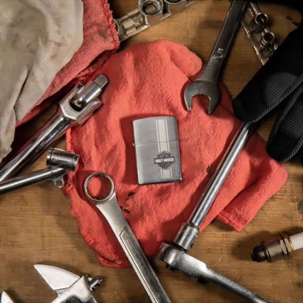 Harley-Davidson Brushed Chrome Lustre - Zippo Lighter