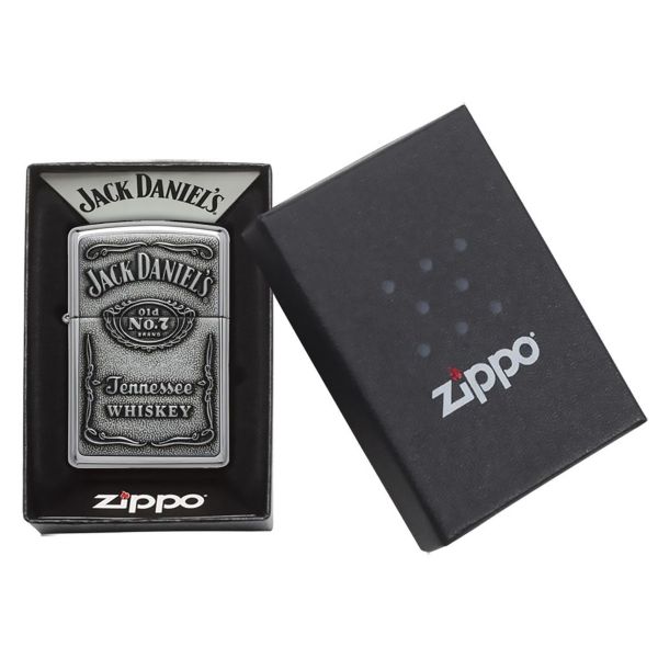 Jack Daniel's Classic Emblem High Polish Chrome Finish - Zippo Lighter