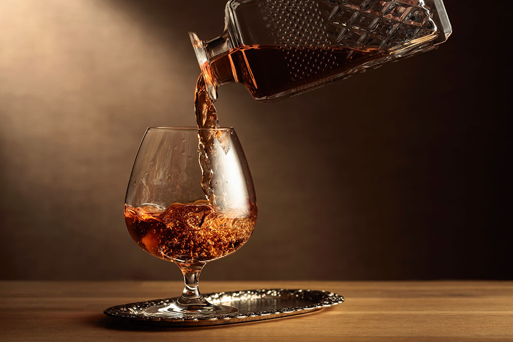 Uncover the Truth: Does a Whiskey Decanter Really Boost Your Drinking Experience?