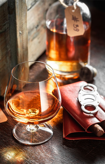 Uncover the Truth: Does a Whiskey Decanter Really Boost Your Drinking Experience?
